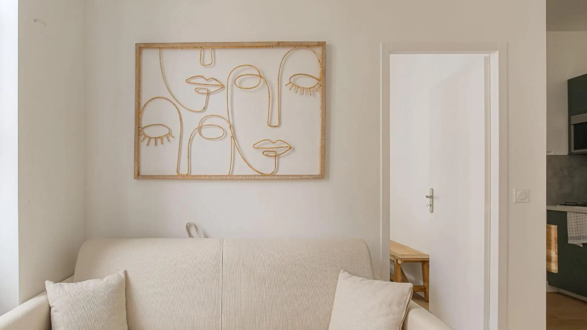 Cosy Et Design Proche Metro Apartment Villeurbanne 0*,  France
