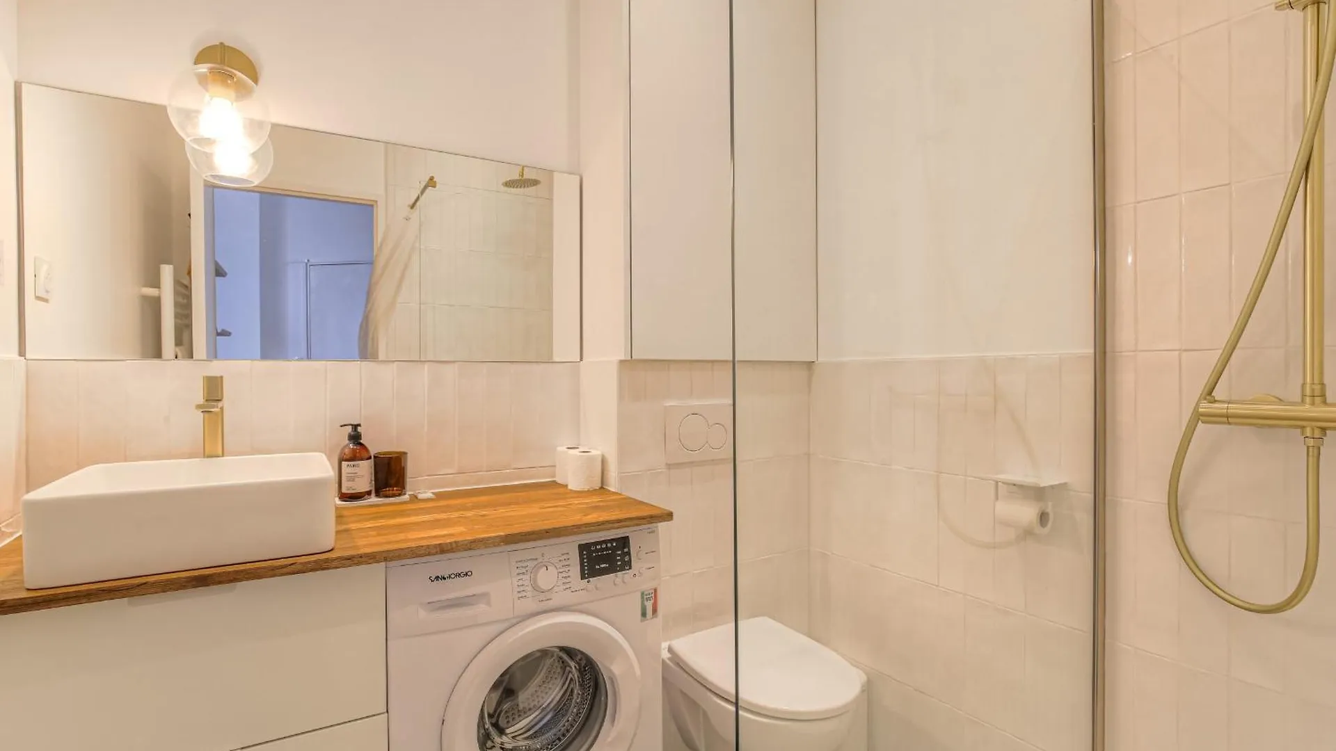 Cosy Et Design Proche Metro Apartment Villeurbanne