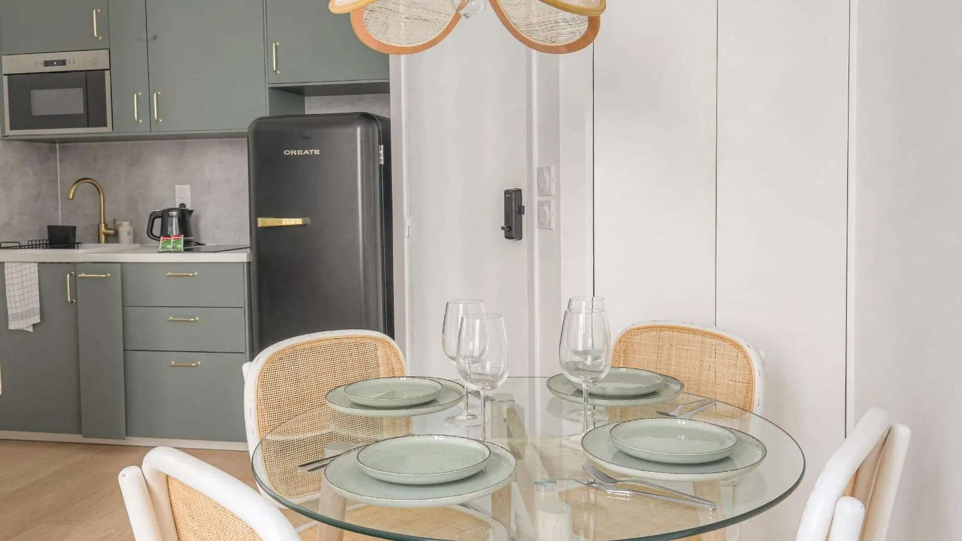 Cosy Et Design Proche Metro Apartment Villeurbanne 0*,